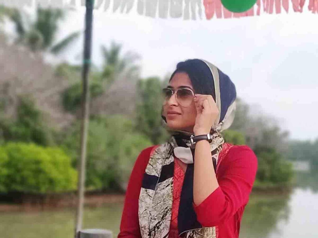 അഡ്മിനിസ്ട്രേറ്റർക്കെതിരായ-പരാമർശം;-ഐഷ-സുൽത്താനയ്ക്കെതിരെ-കവരത്തി-പോലീസ്-കേസെടുത്തു