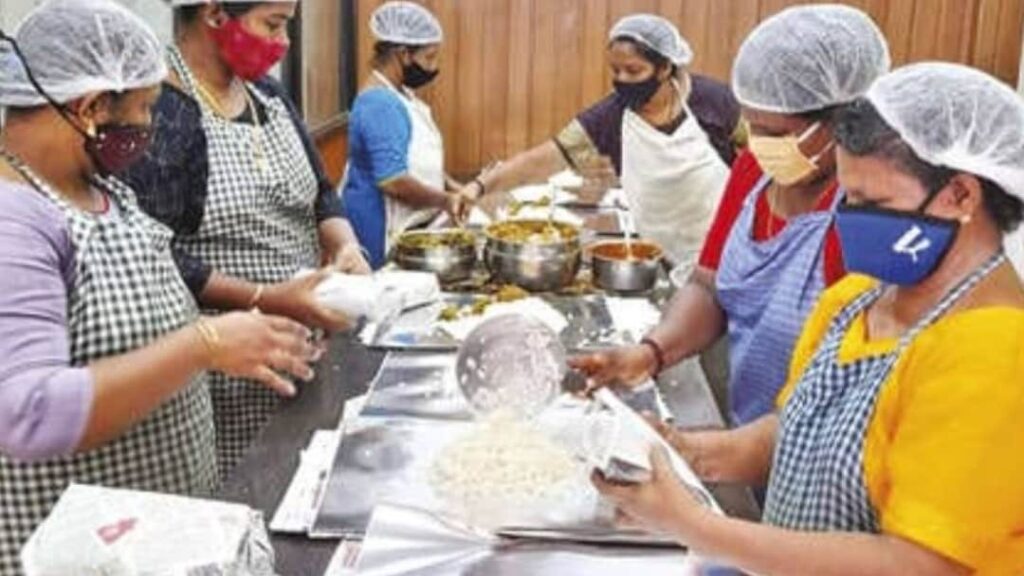 ലോക്-ഡൗണിലും-ജനകീയ-ഹോട്ടലുകള്‍-വിളമ്പിയത്-മൂന്നുലക്ഷത്തിലേറെ-പേര്‍ക്കുള്ള-ഉച്ചഭക്ഷണം