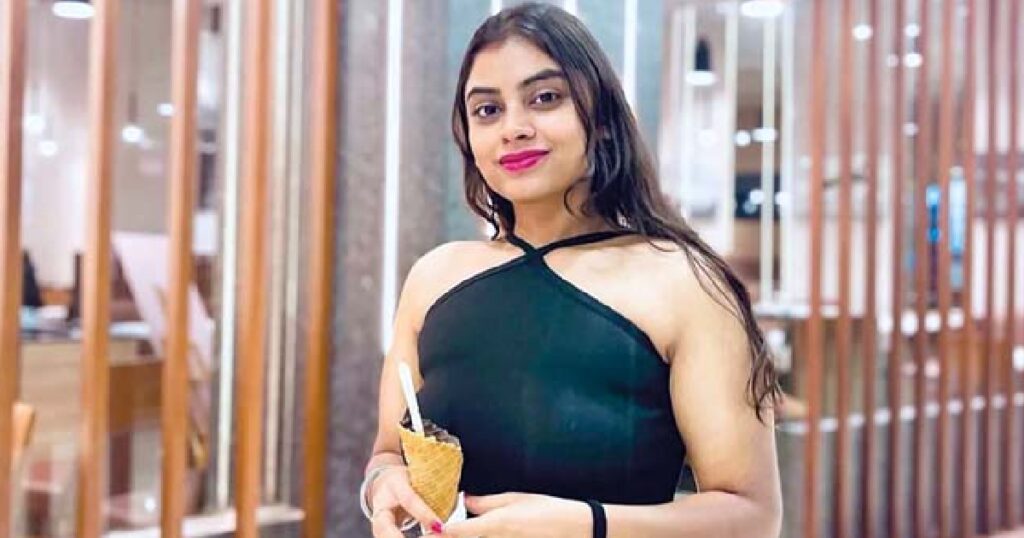 അർധനഗ്നമായ-നിലയിൽ-ഓഗ്രേയുടെ-മൃതദേഹം-കുളിമുറിയിൽ;-കുത്തേറ്റത്-കഴുത്തിൽ,-നിർണായകമായത്-സിസിടിവി-ദൃശ്യങ്ങൾ