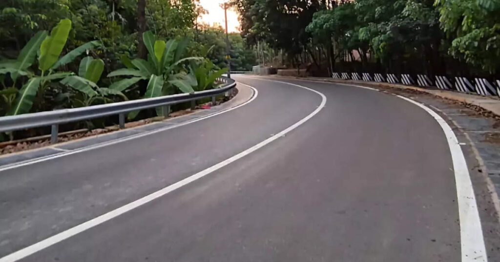 കണ്ണൂരിന്‍റെ-മലയോരം-തിളങ്ങുന്നു;-ഇടുക്കിയിലും-വികസനം-അതിവേഗത്തിൽ;-വിപ്ലവം-സൃഷ്ടിച്ച്-മലയോര-ഹൈവേ-നിർമ്മാണം